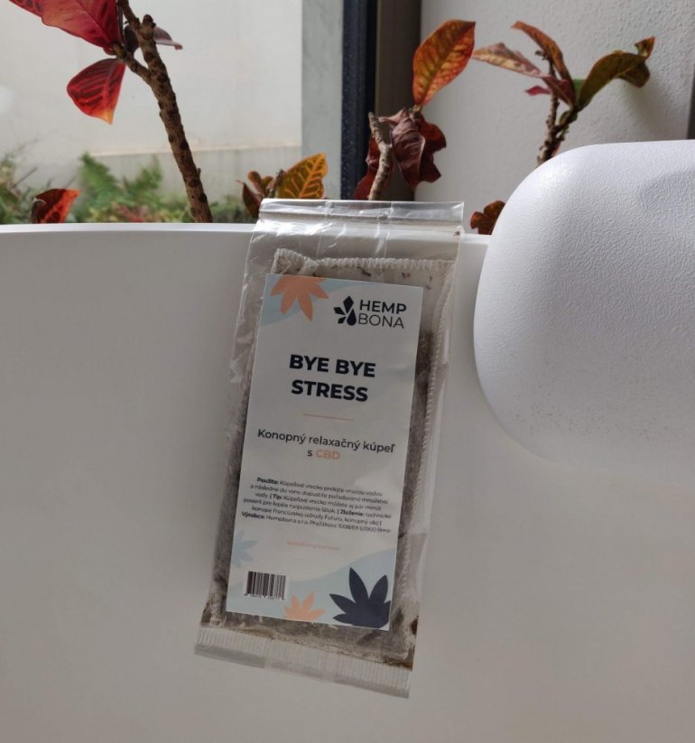 Geschenkpaket: Zerkleinerter Hanftee, CBD-Öl 10 %, CBD-Hanfbad